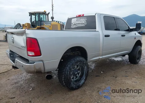 2017 Ram 2500 Tradesman 4X4 6'4 Box z USA, uszkodzony, nr VIN 3C6UR5CLXHG767606